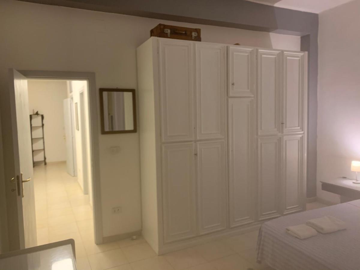 Center Eighty-five Apartment *