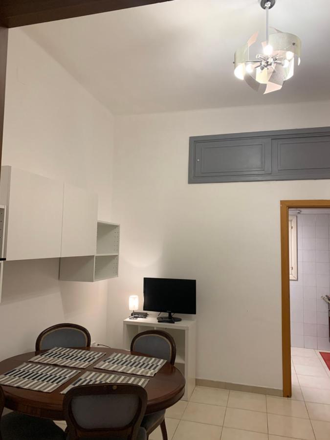 Center Eighty-five Apartment